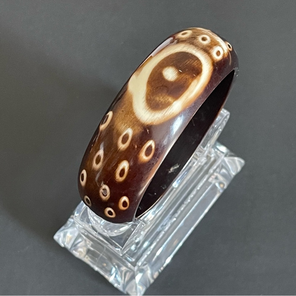 Brown And Tan Patterned Bangle. - image 2